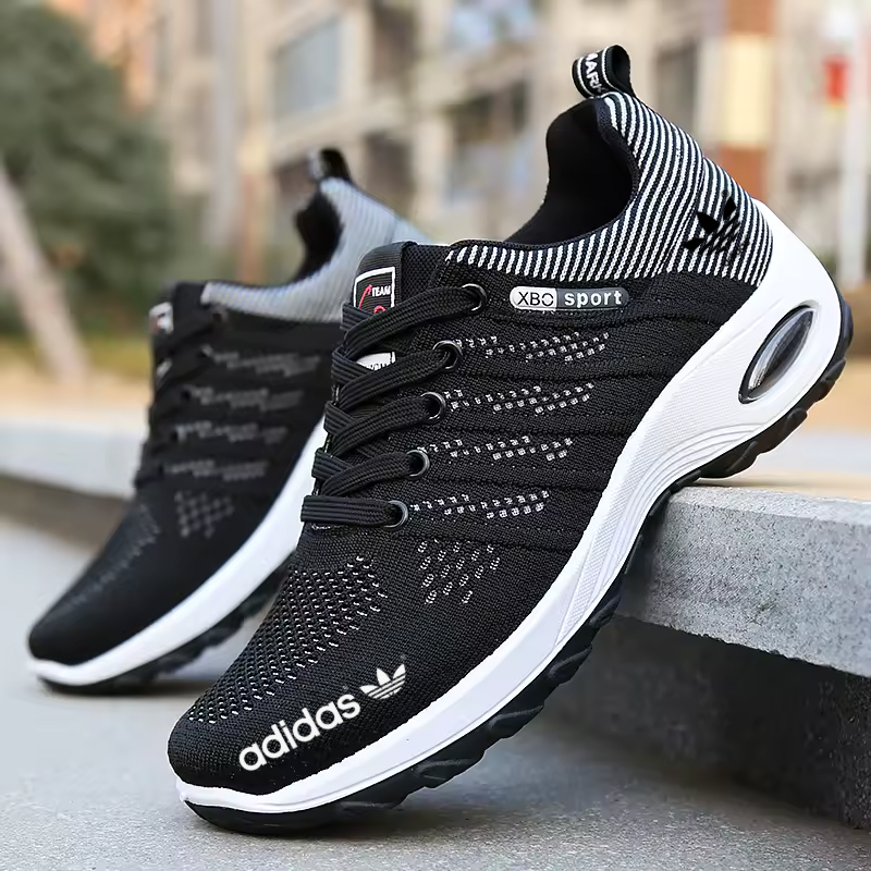 AD – Trendy Trainers